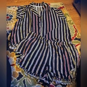 Plus size womans 2 piece night outfit